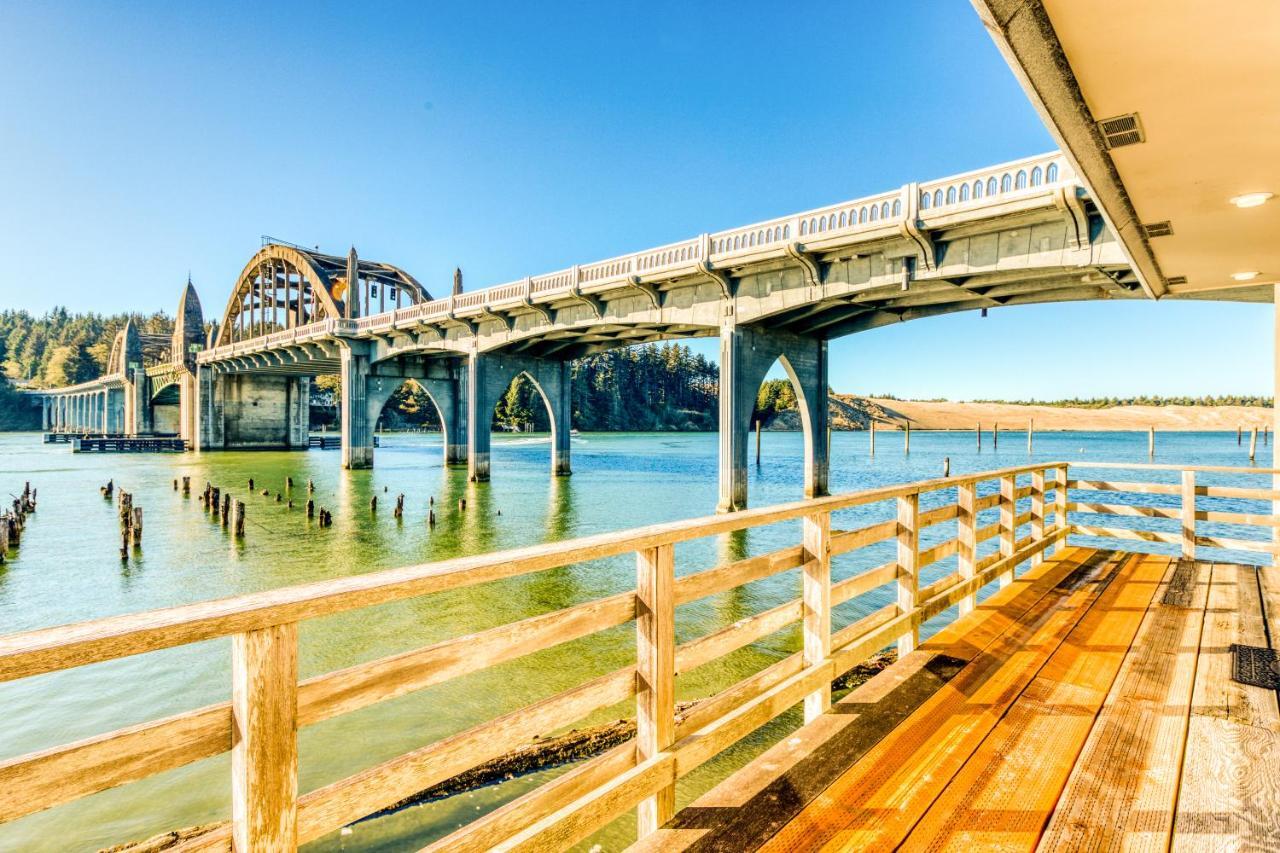 The Riverfront Florence Exterior foto