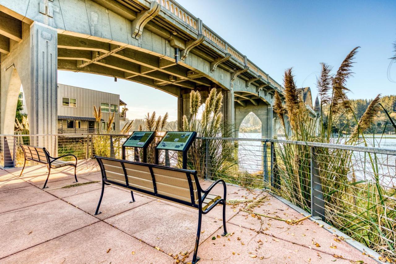 The Riverfront Florence Exterior foto